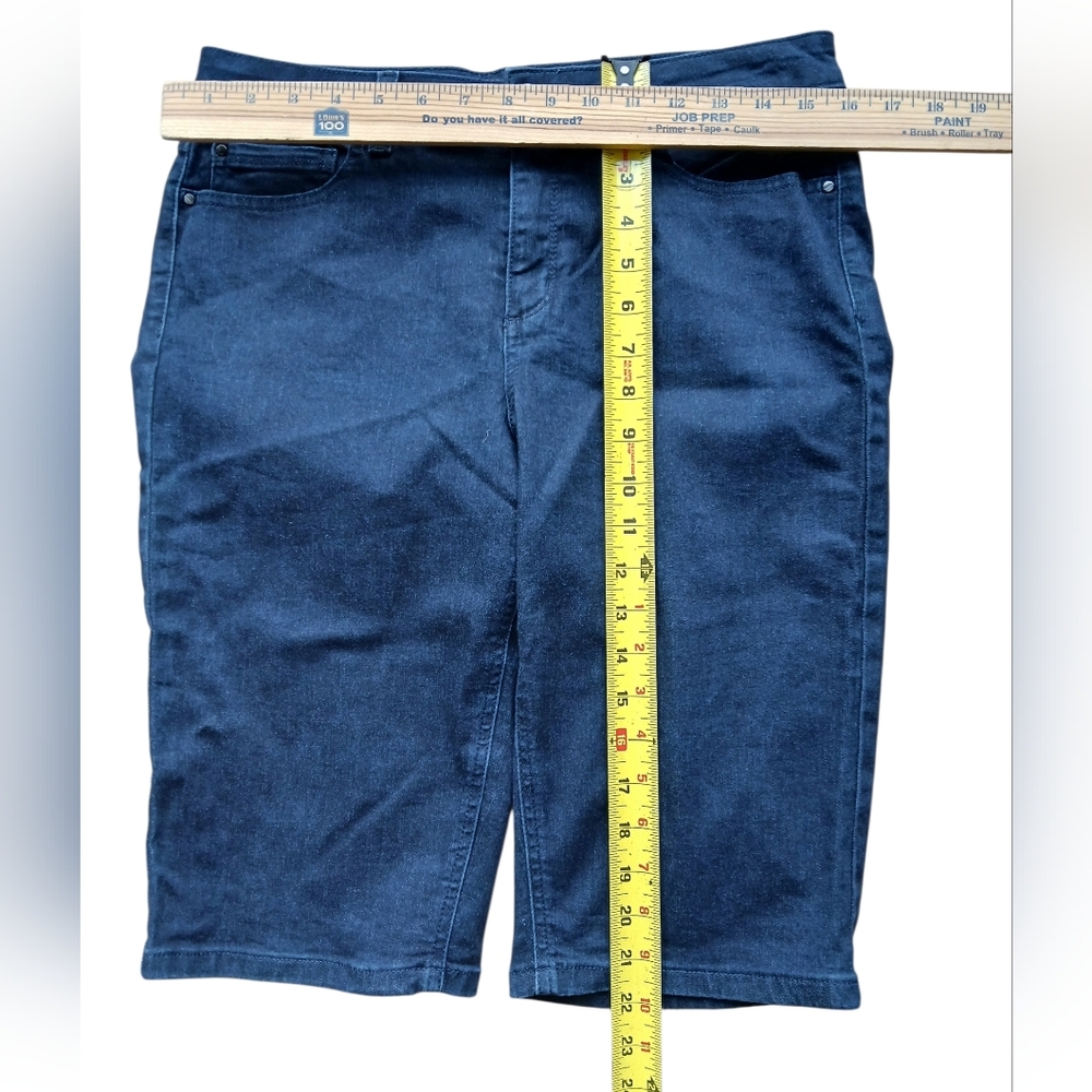 Jones New York Women's Size 8 Dark Blue Jean Shorts - Picture 4 of 6